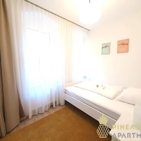 Ruhiges Hinterhof Im Herzen Der Neustadt Apartmán