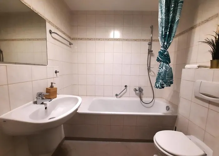 Ruhiges Hinterhof Im Herzen Der Neustadt شقة